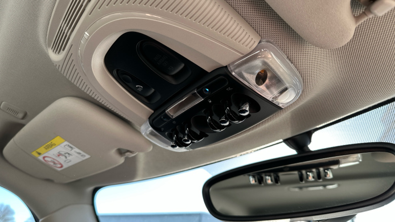 MINI Hatchback 1.5 Cooper Classic 5dr Auto Petrol Hatchback